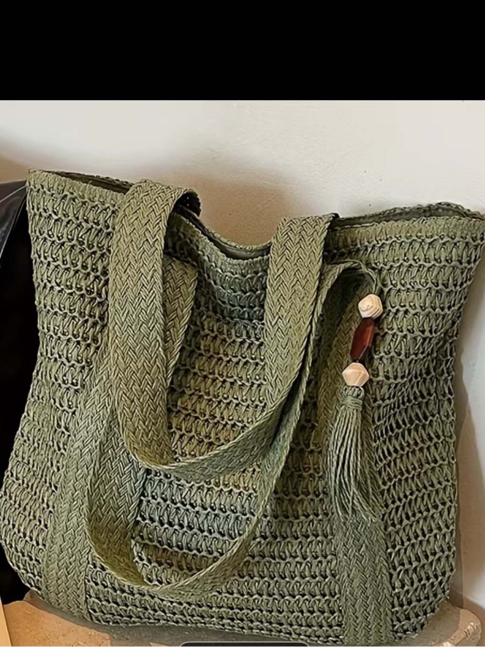 NWT. Green Woven Straw Tote Bag - Lightweight Beach & Everyday Carry